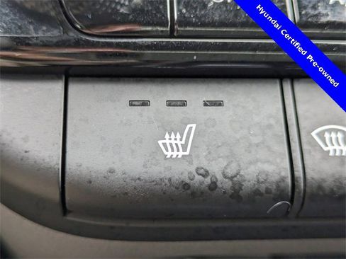 Certified 2025 Hyundai Elantra SEL image 23