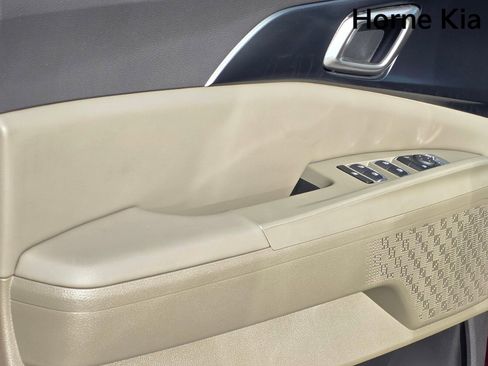 New 2026 Kia Carnival LXS image 10