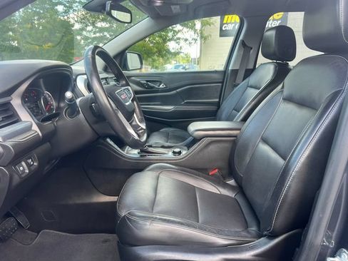 Used 2019 GMC Acadia SLT AWD/4WD image 4
