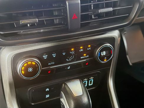 Used 2020 Ford EcoSport SES w/ Interior Protection Package AWD/4WD image 22