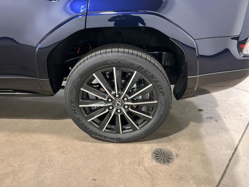 Used 2026 Lexus GX 550 image 50