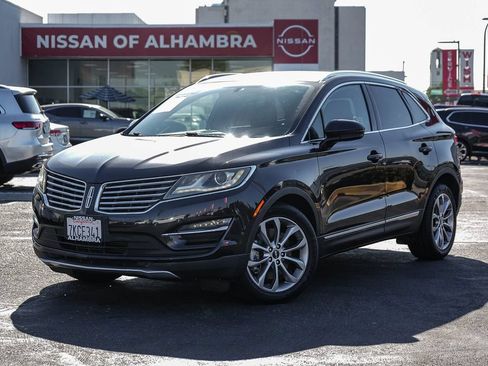 Used 2015 Lincoln MKC FWD w/ Equipment Group 101A Select image 2
