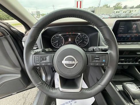 Certified 2023 Nissan Rogue SV w/ SV Premium B Package AWD/4WD image 18