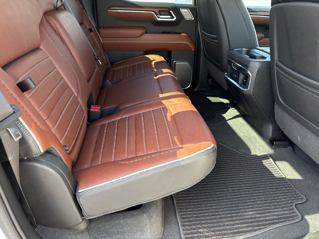 Used 2024 GMC Sierra 1500 Denali Ultimate AWD/4WD image 16
