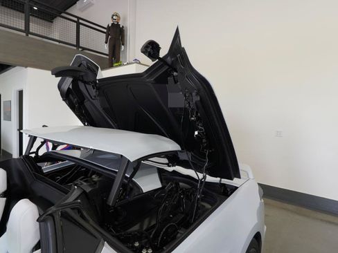 Used 2024 Chevrolet Corvette Stingray Preferred Conv w/ Stealth Interior Trim Package RWD image 15