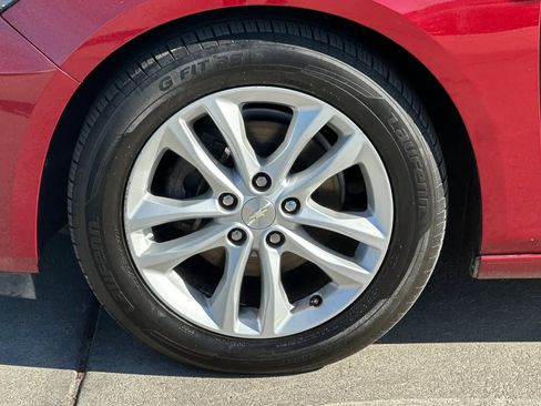 Used 2018 Chevrolet Malibu LT FWD image 33