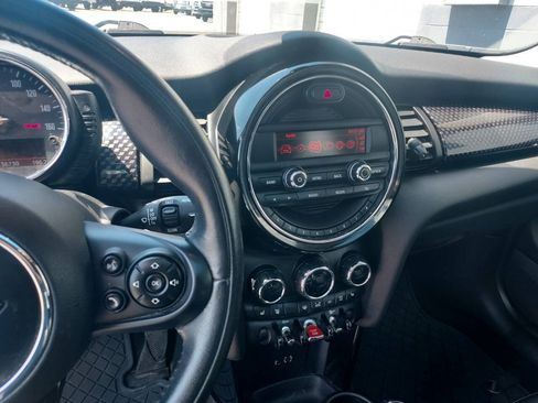 Used 2015 MINI Cooper S FWD image 10