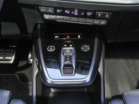 Used 2025 Audi Q4 e-tron Prestige w/ Black Optic Plus Package image 14