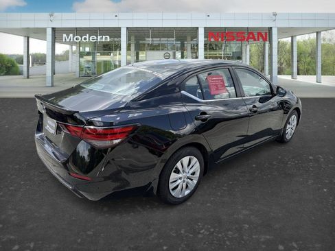 Certified 2022 Nissan Sentra S w/ Electronics Package FWD image 5