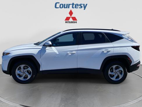 Used 2023 Hyundai Tucson SEL AWD/4WD image 2