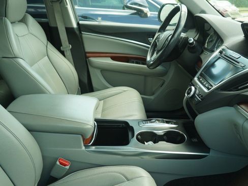 Used 2018 Acura MDX FWD w/ Advance Package image 8