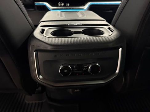 New 2026 Ford Expedition Max Platinum image 18