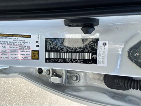 Used 2023 Toyota Corolla LE w/ Carpet Mat Package (TMS) FWD image 19