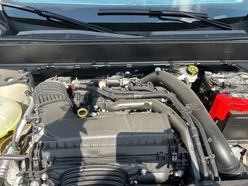 Used 2025 Ford Maverick XLT w/ Equipment Group 302A AWD/4WD image 32