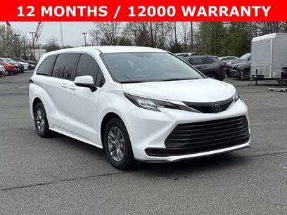 Used 2023 Toyota Sienna LE