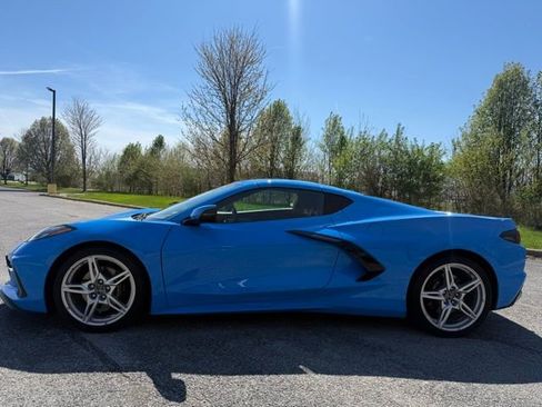 Used 2023 Chevrolet Corvette Stingray Premium Cpe w/ 3LT image 3