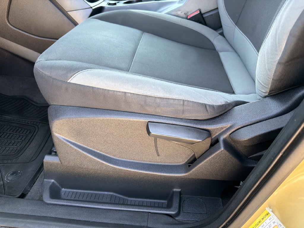 Used 2014 Ford Escape S FWD image 16