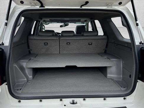 Used 2006 Toyota 4Runner SR5 RWD image 8