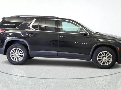 Used 2023 Chevrolet Traverse LT AWD/4WD image 10