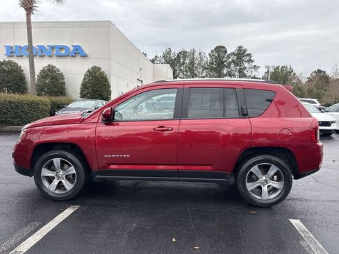 Used 2017 Jeep Compass High Altitude image 6