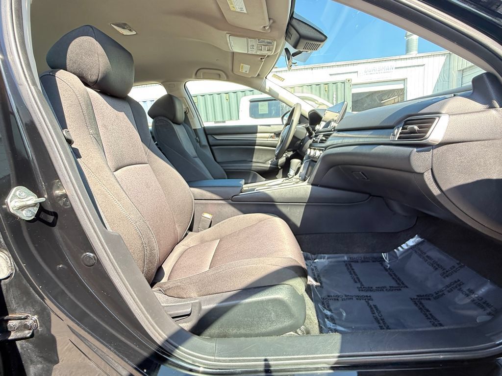 Used 2019 Honda Accord LX image 23