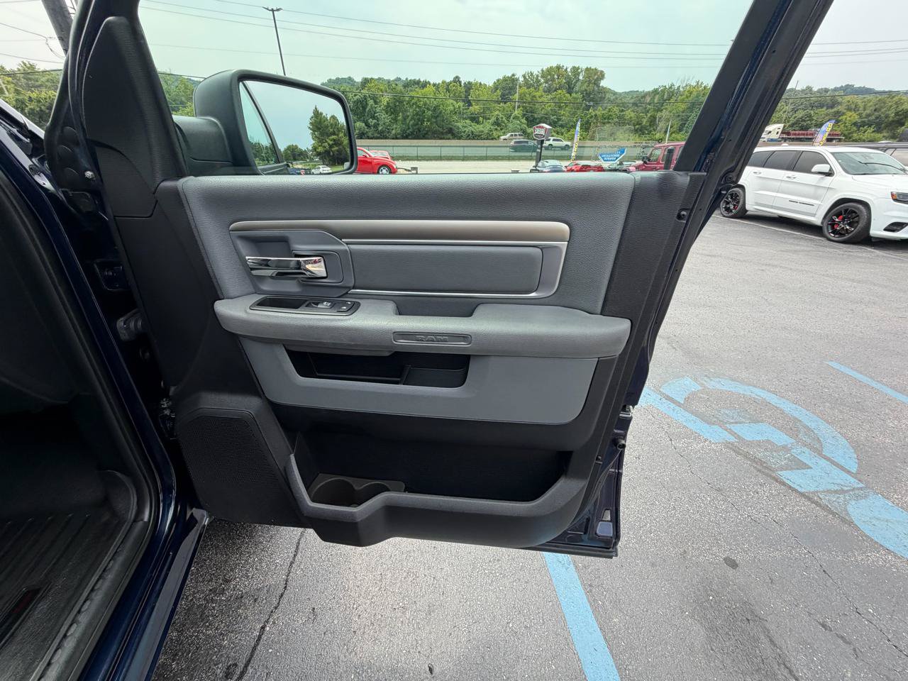 Used 2016 RAM 1500 Big Horn AWD/4WD image 48