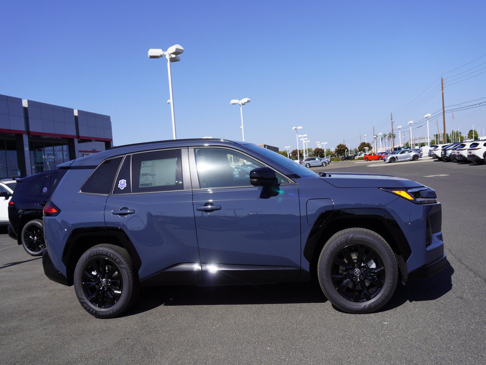 New 2026 Toyota RAV4 SE AWD/4WD image 4