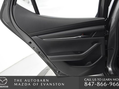Used 2025 MAZDA MAZDA3 s image 29