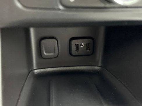 Used 2019 GMC Acadia SLT image 19