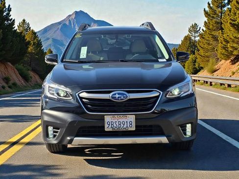 Certified 2022 Subaru Outback Limited XT image 3