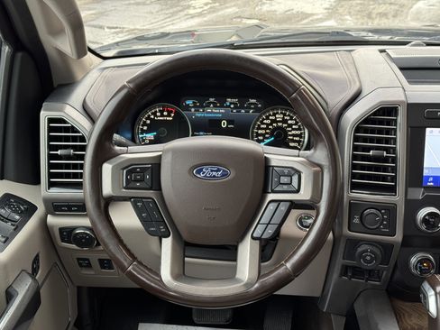 Used 2020 Ford F150 Limited w/ Trailer Tow Package image 10