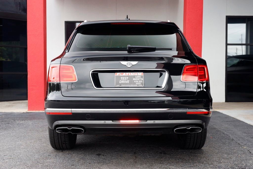 Used 2019 Bentley Bentayga AWD/4WD image 13
