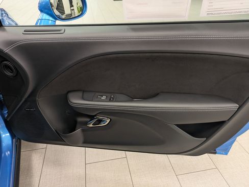 Used 2023 Dodge Challenger SRT Hellcat image 32