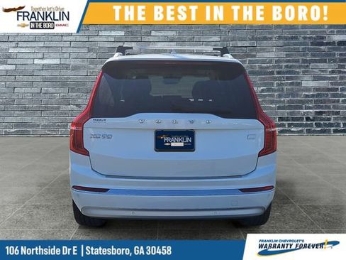 Used 2022 Volvo XC90 T8 Inscription Expression w/ Climate Package image 4