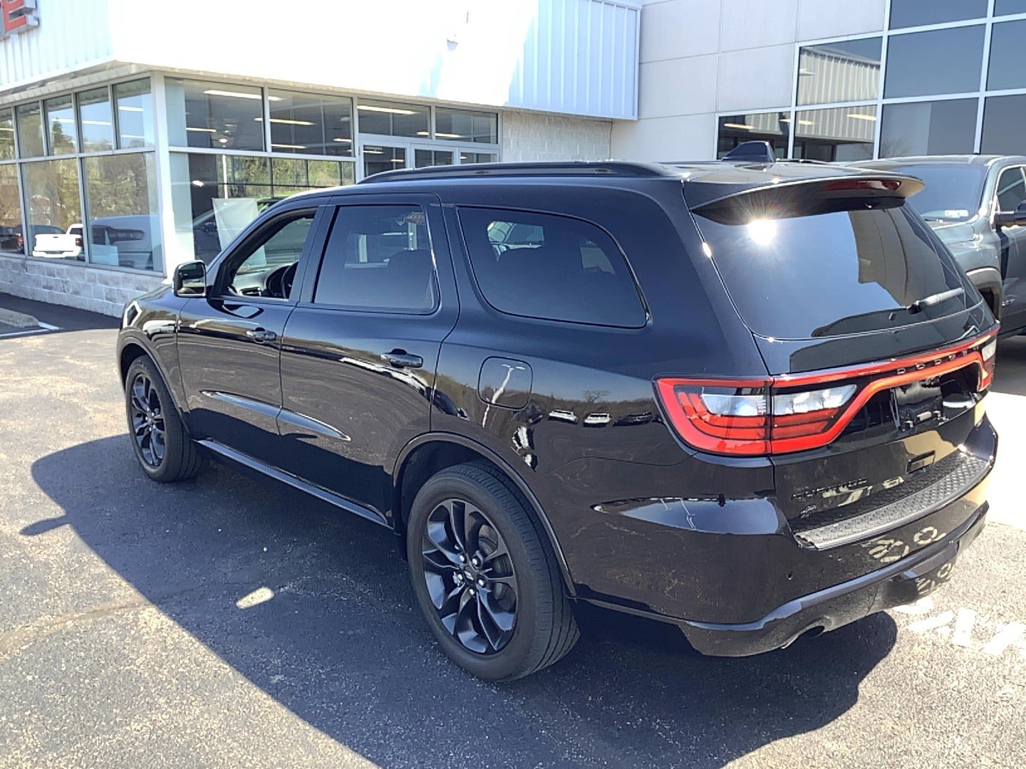 Certified 2024 Dodge Durango R/T AWD/4WD image 5