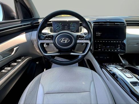 Used 2023 Hyundai Tucson Limited AWD/4WD image 8