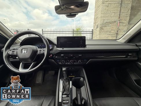 Used 2024 Honda Accord Touring image 25