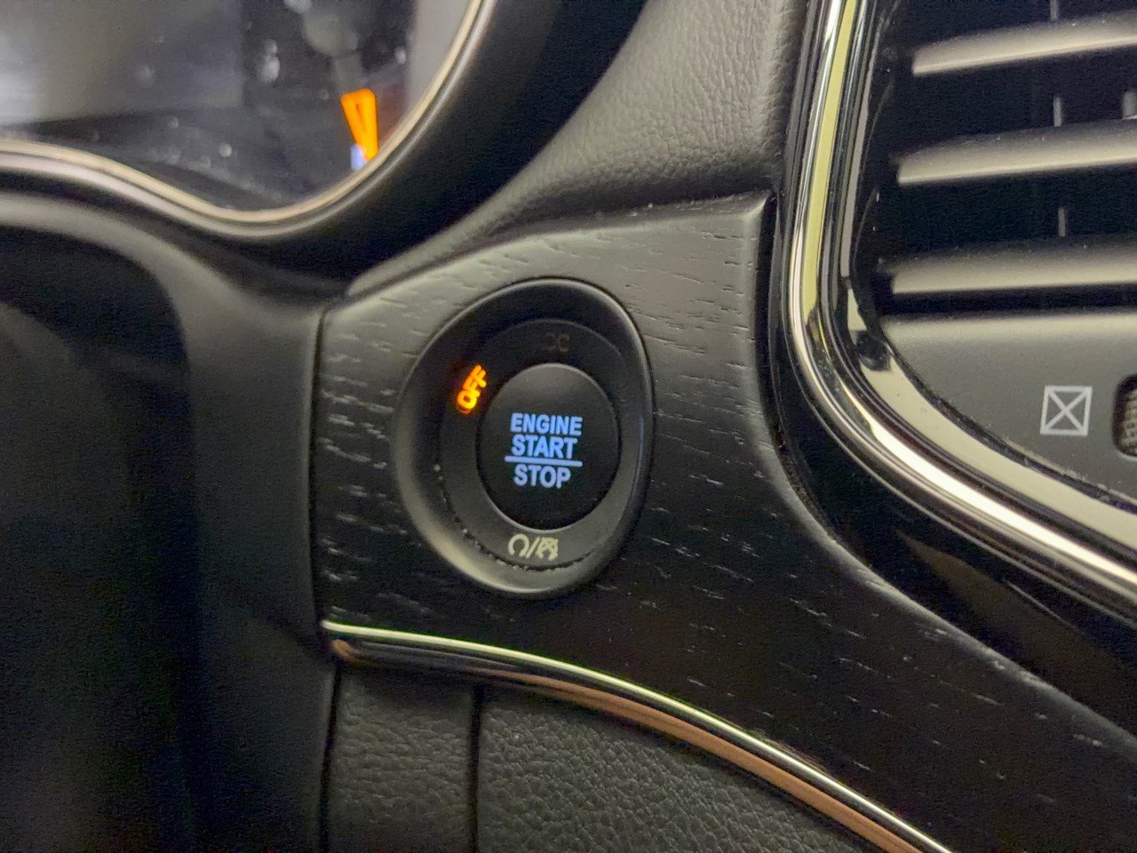 Used 2020 Jeep Grand Cherokee High Altitude AWD/4WD image 20