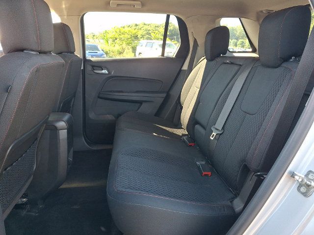 Used 2015 GMC Terrain SLE AWD/4WD image 16