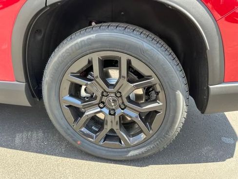 New 2025 Honda Pilot Touring image 40