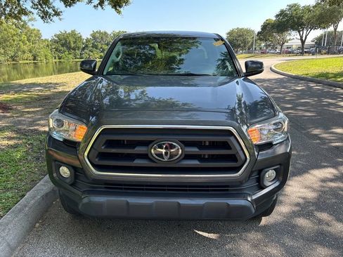 Used 2022 Toyota Tacoma SR5 w/ Technology Package RWD image 9