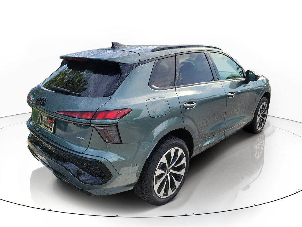 New 2026 Audi Q3 quattro 2.0T AWD/4WD image 4