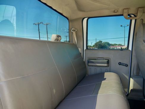 Used 2008 Ford F350 Lariat image 22