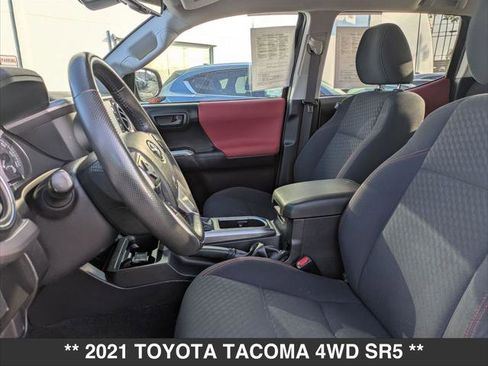 Used 2021 Toyota Tacoma SR5 image 17