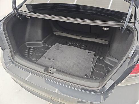 Certified 2023 Honda Civic Touring image 16