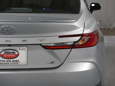 Used 2025 Toyota Camry LE w/ Convenience Package FWD image 10