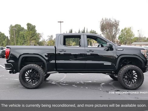 Used 2024 GMC Sierra 1500 Elevation w/ Max Trailering Package image 7