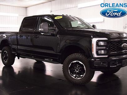 Used 2025 Ford F250 XLT w/ Black Appearance Package