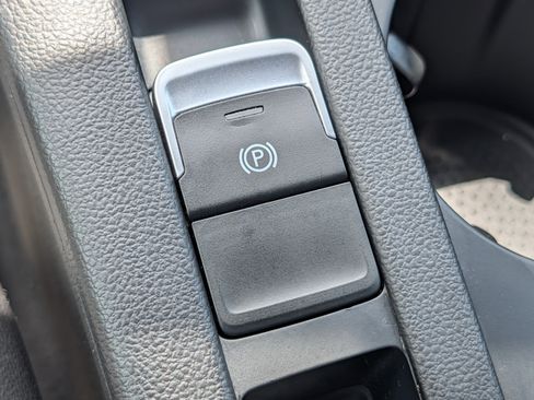 Used 2019 Volkswagen Arteon SE AWD/4WD image 31