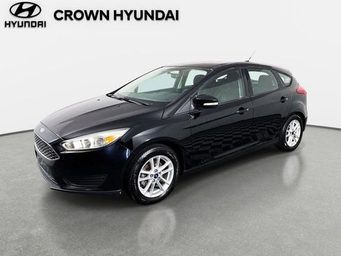 Used 2016 Ford Focus SE FWD image 1